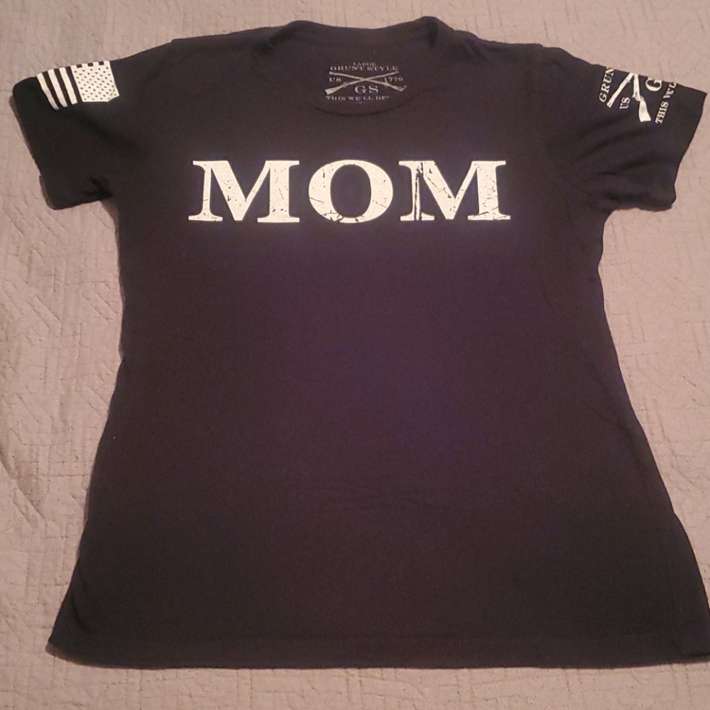 Grunt Style "MOM" Shirt